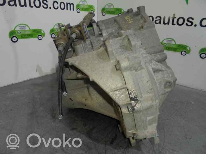 Volvo 850 Manual 5 speed gearbox P1208874