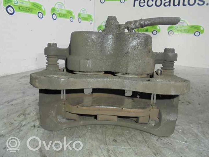 Hyundai Trajet Zacisk hamulcowy przedni BC141047