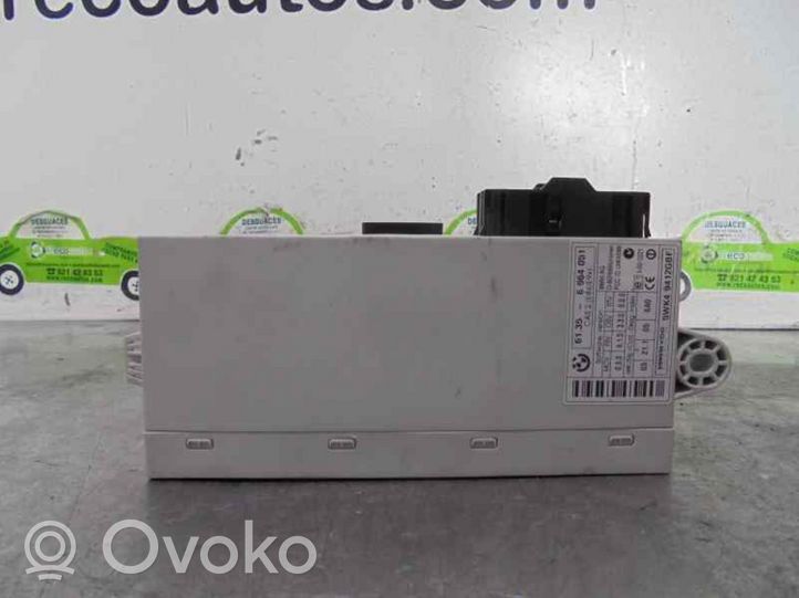 BMW 1 E81 E87 Oven keskuslukituksen ohjausyksikön moduuli 61356964051