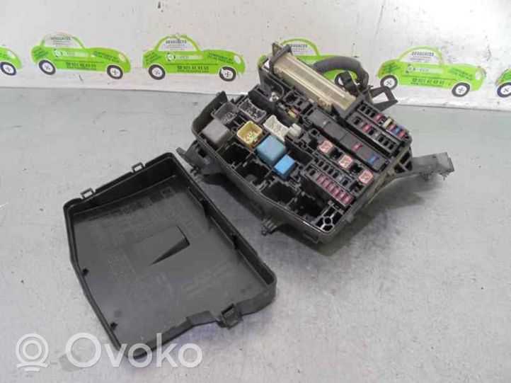 Toyota Corolla E160 E170 Sulakemoduuli 8266212320