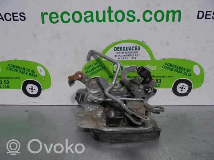 Suzuki Vitara (ET/TA) Cerradura de puerta trasera 8230158B00000