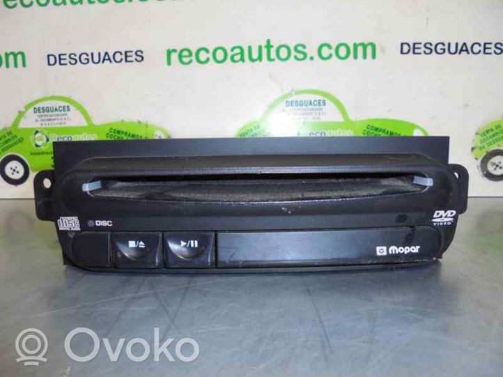 Chrysler Grand Voyager IV Unité principale radio / CD / DVD / GPS 05080687AA