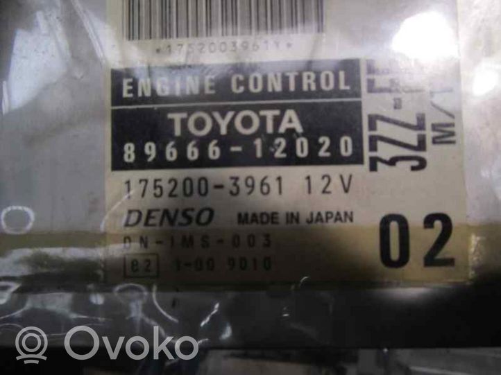 Toyota Corolla E110 Блок управления двигателя 8966612020