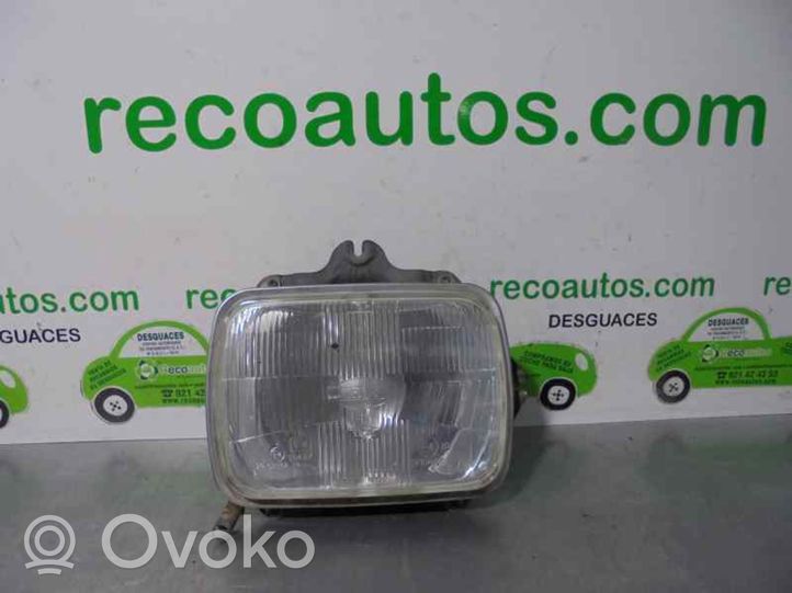 Toyota 4 Runner N180 Передняя фара 8111035130