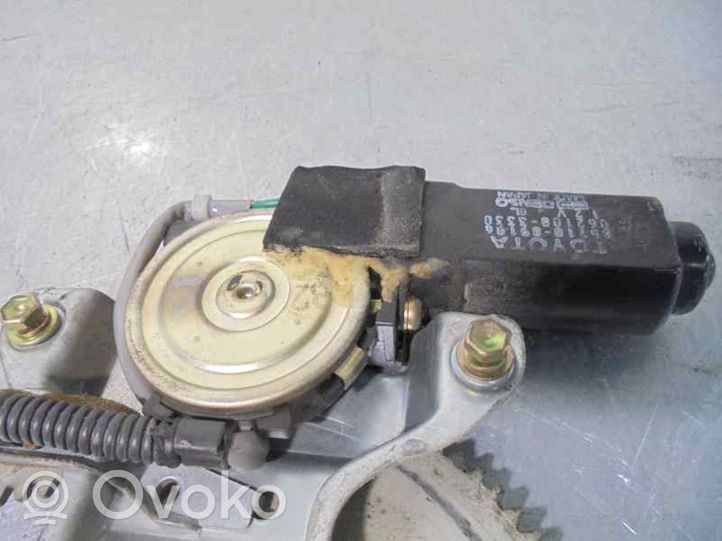 Toyota 4 Runner N180 Takaoven ikkunan nostin moottorilla 6980389105