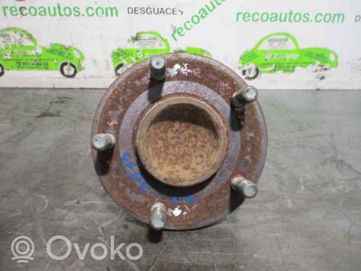 Mazda 3 Fuso a snodo con mozzo ruota posteriore 3N612C299A