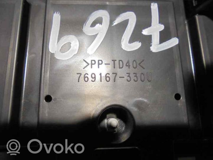 Toyota Aygo AB40 Tachimetro (quadro strumenti) 769167300U