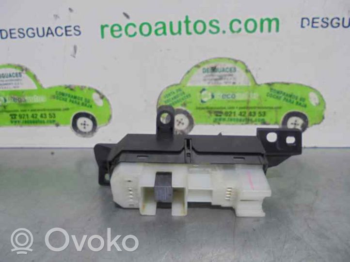 Lexus GS 250 350 300H 450H Interruttore di controllo dell’alzacristalli elettrico 8403030110