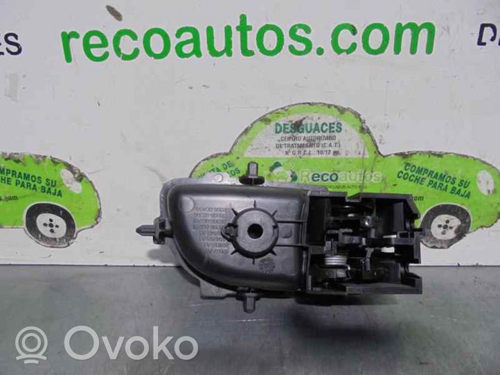 Toyota Aygo AB40 Klamka wewnętrzna drzwi tylnych 692060D281