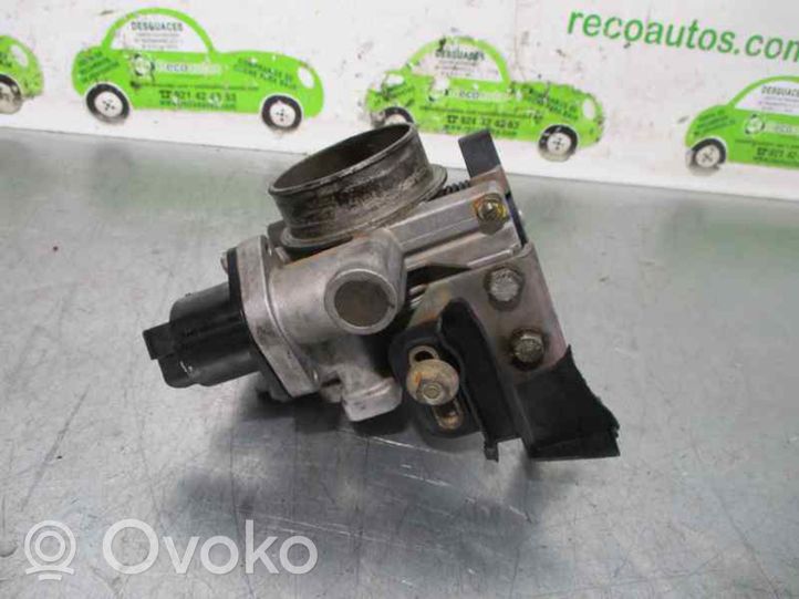 Opel Corsa B Boîtier papillon 90501011