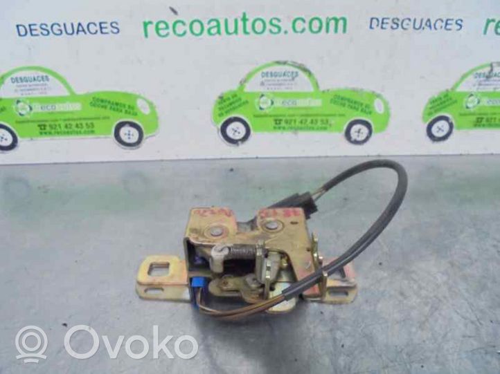 Ford Mondeo MK I Blocco chiusura del portellone 93BBF43200AE