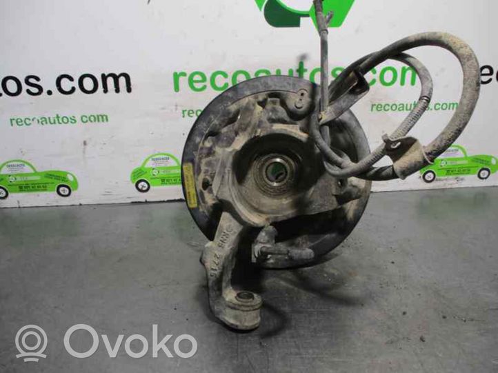 Nissan Serena Fuso a snodo con mozzo ruota posteriore 440109C103