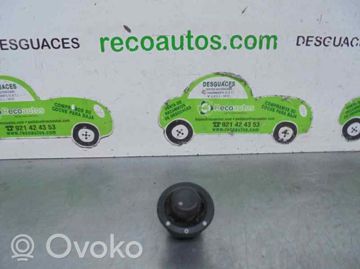 Renault Kangoo III Bouton de commutateur rétroviseur latéral 7700847433F