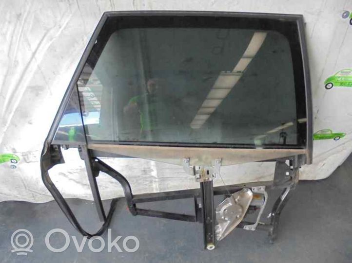 Audi A6 S6 C5 4B Takaoven ikkunan nostin moottorilla 4B0839398B