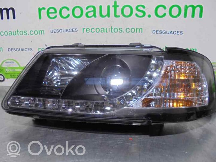 Audi A3 S3 8P Faro/fanale SK3302ADA396