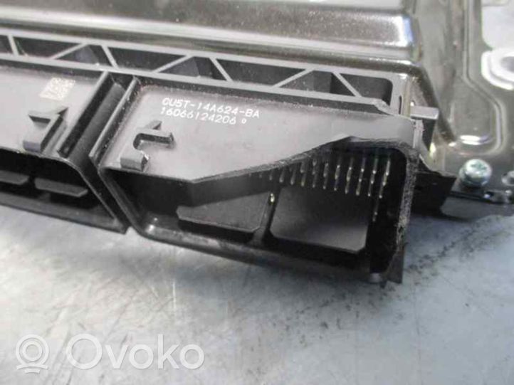 Volvo V40 Calculateur moteur ECU 31452623