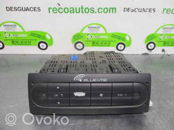 Fiat Ducato Panel / Radioodtwarzacz CD/DVD/GPS 735508717