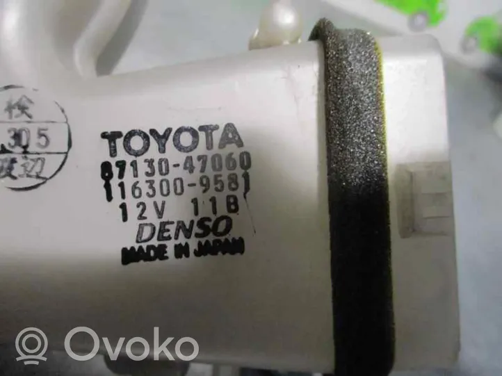 Toyota Prius (XW10) Commande de chauffage et clim 8713047060