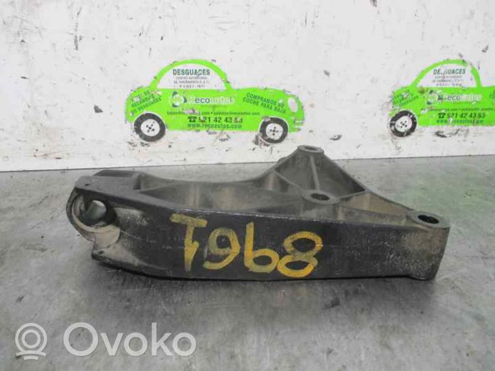 Opel Zafira A Supporto della scatola del cambio 24403861