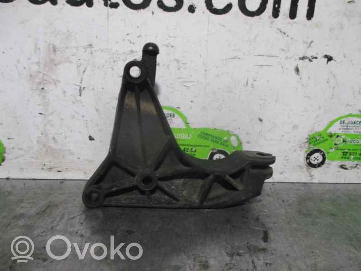 Opel Zafira A Supporto della scatola del cambio 24403861