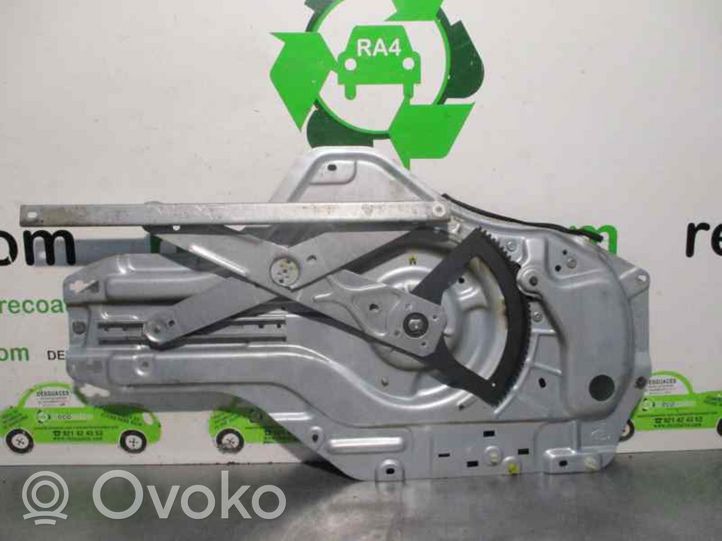 Hyundai Elantra Alzacristalli della portiera anteriore con motorino 824702D062AX