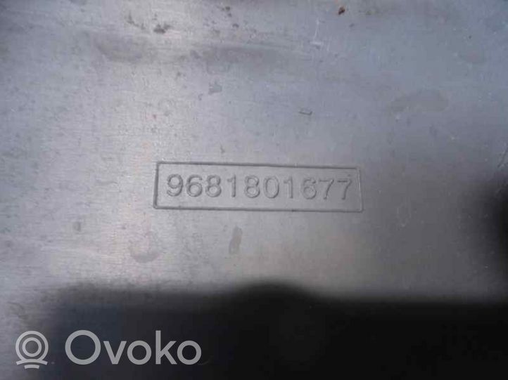 Citroen C3 Picasso Kratka dolna zderzaka przedniego 9681801677