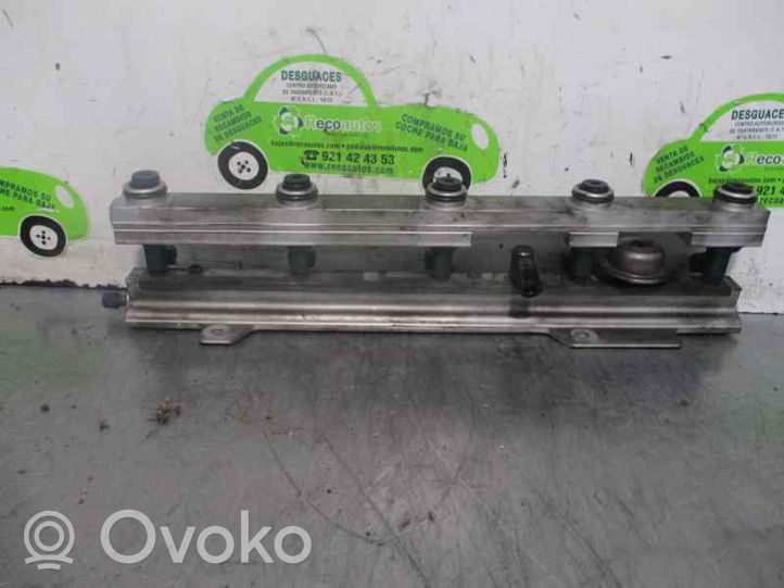 Volvo 850 Listwa wtryskowa 94455156