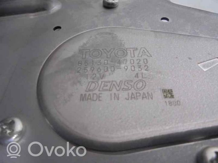 Toyota Prius (XW50) Moteur d'essuie-glace arrière 8513047020