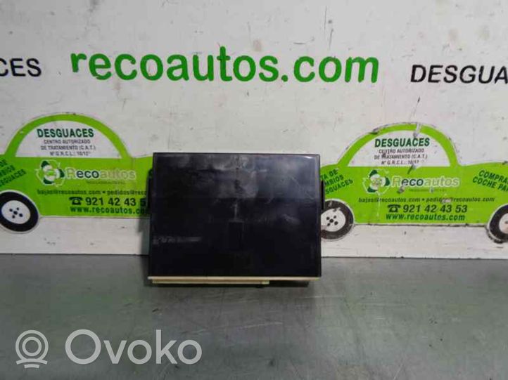 Lexus LS 500 Autres unités de commande / modules 8921950051