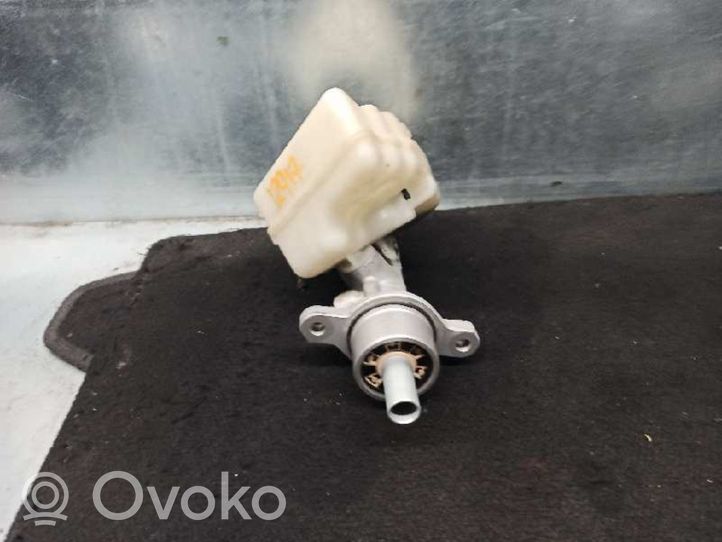 Opel Tigra B Główny cylinder hamulca 558128