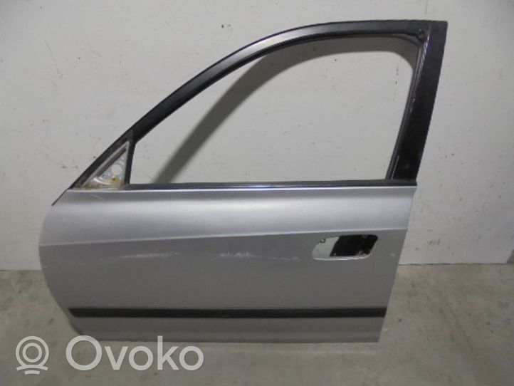 Hyundai Elantra Porte avant 760032D040