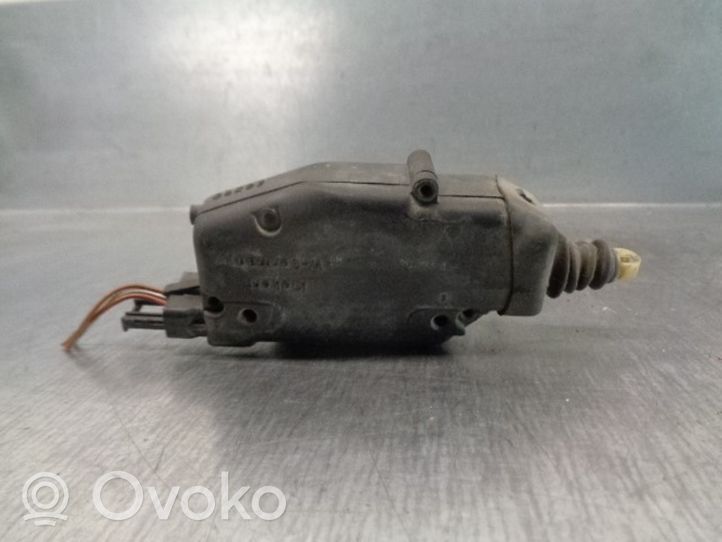 Opel Corsa A Moteur de verrouillage porte avant 90196834