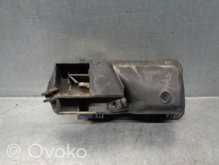 Audi 80 B1 Galinė atidarymo rankenėlė vidinė 893837020