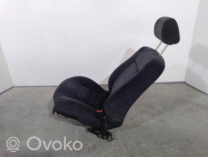 Volkswagen PASSAT B5 Front passenger seat 4518483