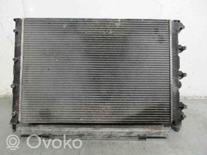 Alfa Romeo 147 Radiateur de refroidissement 46743394