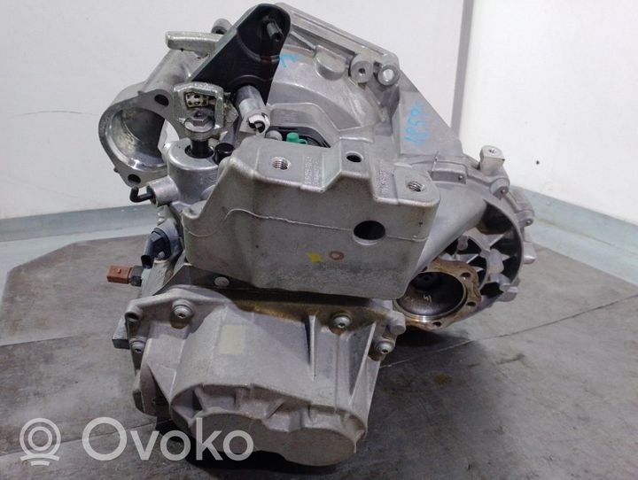 Audi A1 Механическая коробка передач, 5 передач UDK