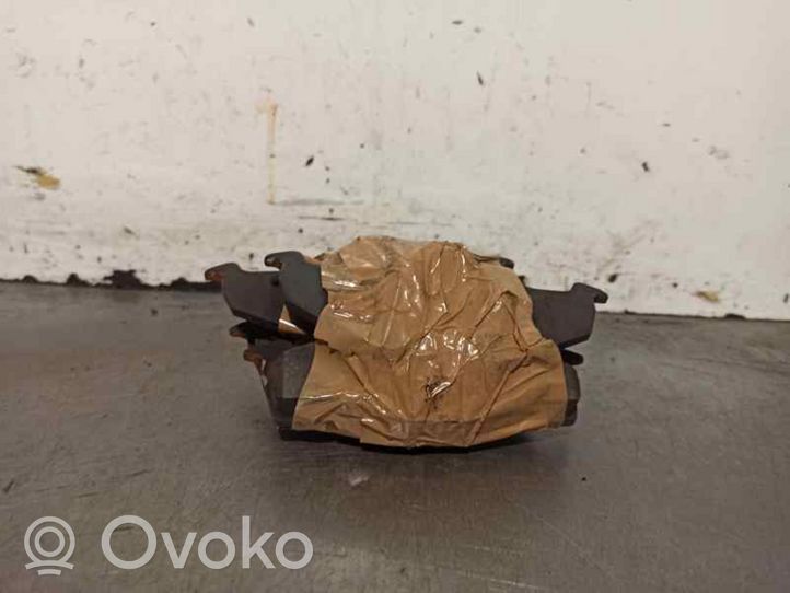 Ford Mondeo Mk III Klocki hamulcowe tylne 1783849