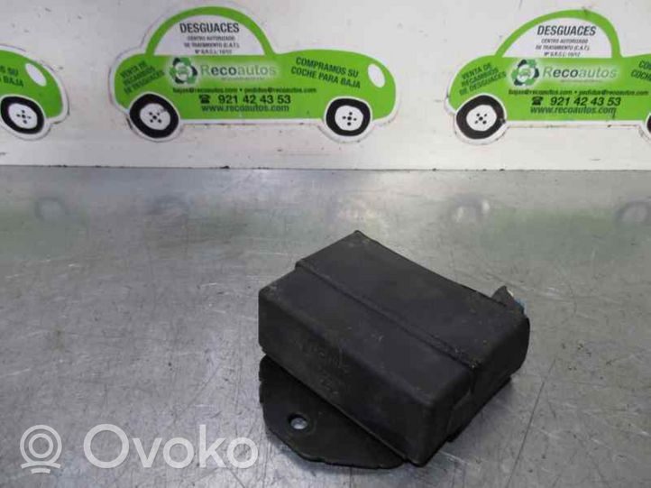 Hyundai Elantra Hehkutulpan esikuumennuksen rele 952703A005