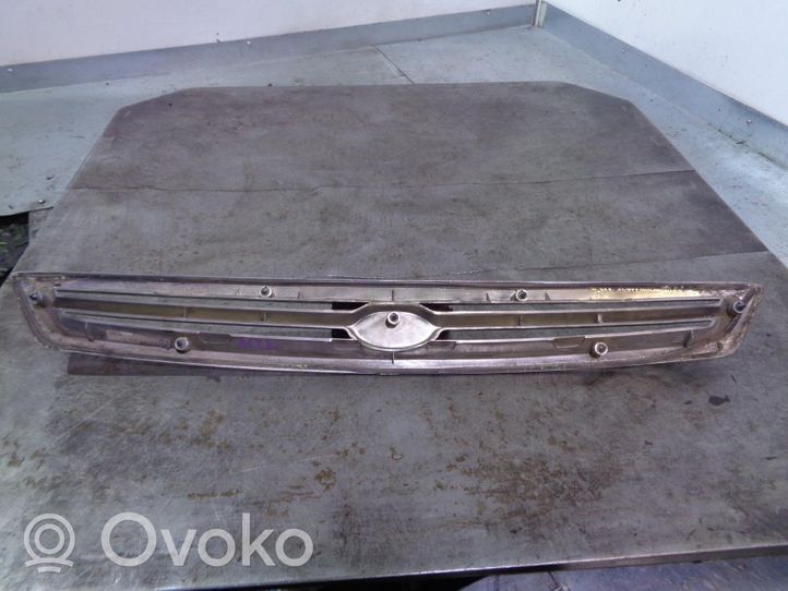 KIA Rio Grille de calandre avant 0K30B50710