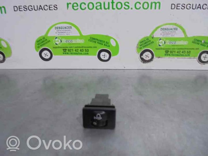 Toyota Auris E210 Interruttore luci 8415202040