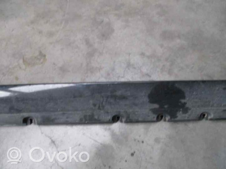 Mercedes-Benz GLK (X204) Rivestimento sottoporta/minigonna laterale A2046981654