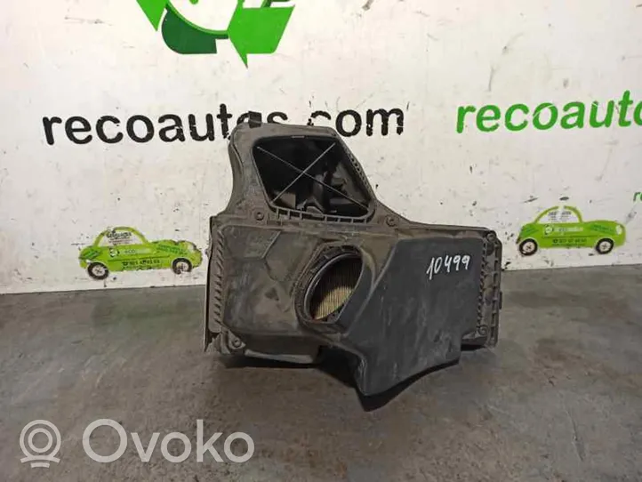 Audi A5 Oro filtro dėžė 8R0133835E