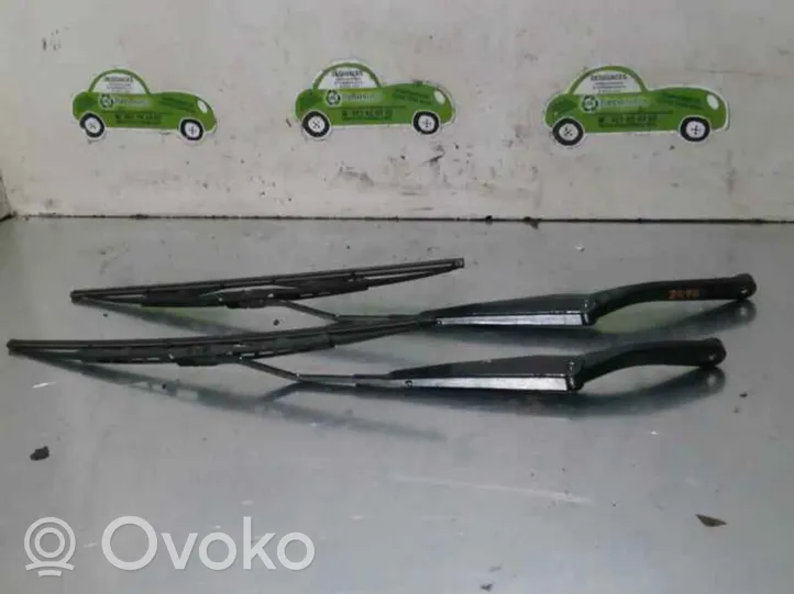 Daewoo Nexia Front wiper blade arm 