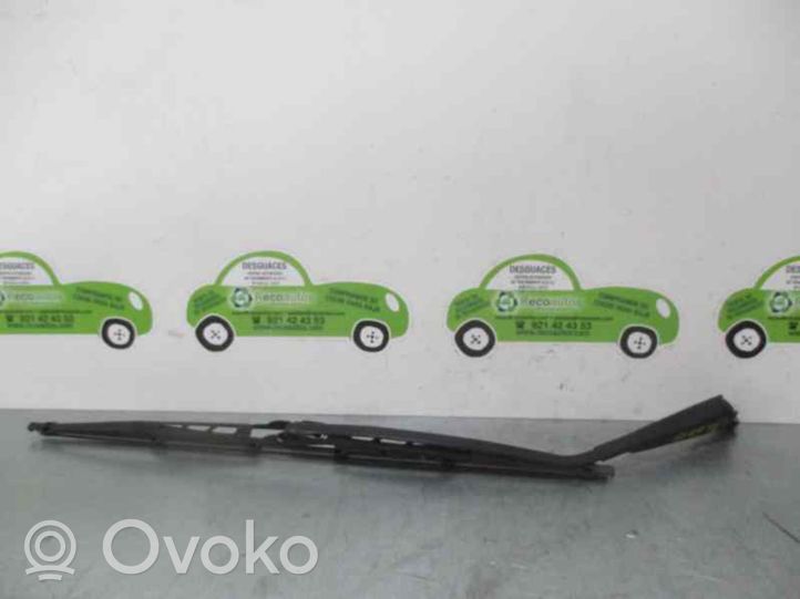 Opel Corsa B Rear wiper blade arm 