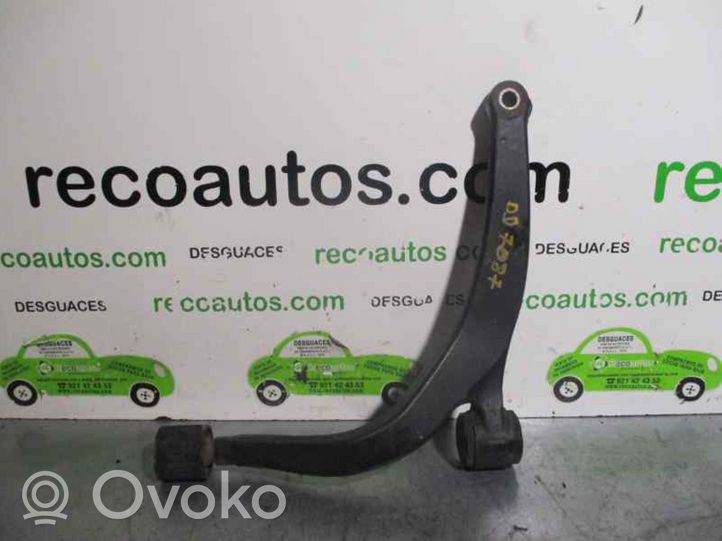 Peugeot 607 Triangle bras de suspension inférieur avant 