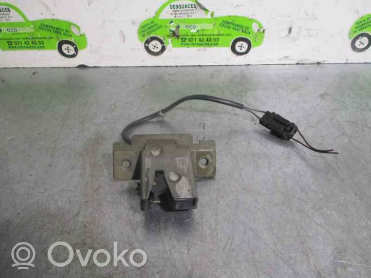 Nissan Primera Tailgate lock latch 