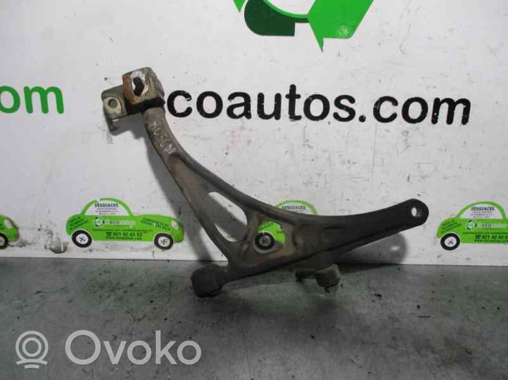 Peugeot 405 Triangle bras de suspension inférieur avant 