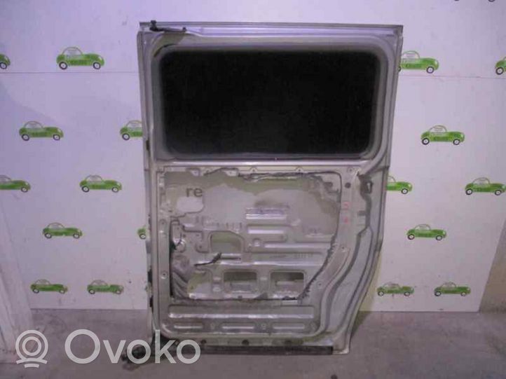 Hyundai H-1, Starex, Satellite Šoninės slankiojančios durys 771214A730