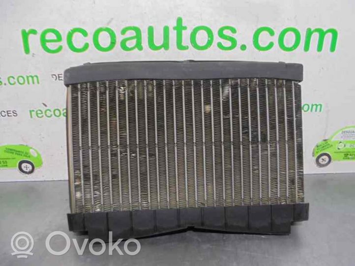 Audi A8 S8 D3 4E Radiatore aria condizionata (A/C) (abitacolo) 4D0820103