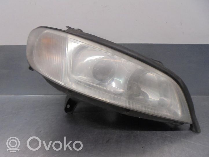 Opel Omega B1 Lampa przednia 1216079